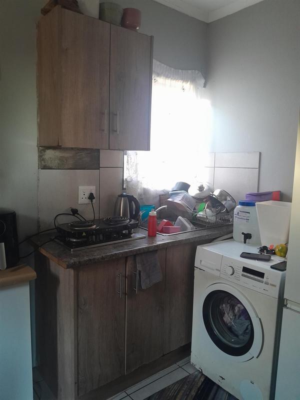 3 Bedroom Property for Sale in Zwelihle Western Cape